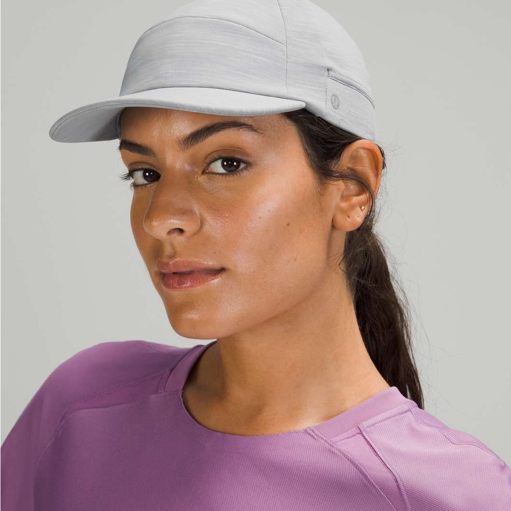 Lululemon License to Train Women’s Hat size S/M Heathered Rhino Grey RHIH